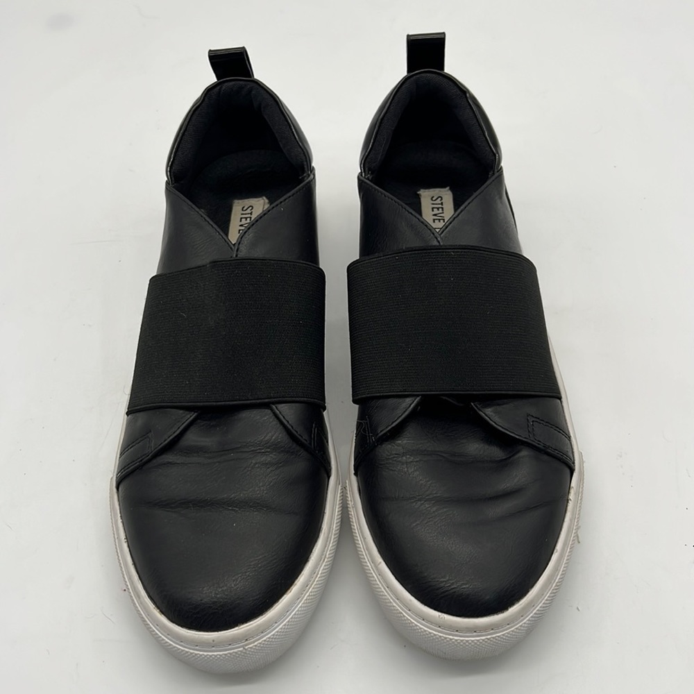 Steve Madden Black Leather Loafers size 8